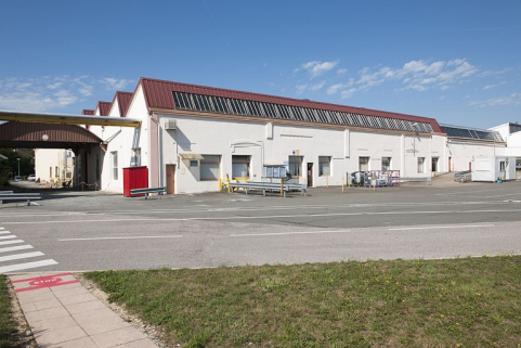 Atelier de fabrication ouest. Vue de trois quarts. © Région Bourgogne-Franche-Comté, Inventaire du patrimoine Atelier de fabrication ouest. Vue de trois quarts. © Région Bourgogne-Franche-Comté, Inventaire du patrimoine