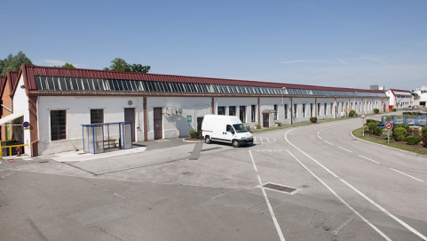 Ateliers de fabrication ouest. Façade sur cour. © Région Bourgogne-Franche-Comté, Inventaire du patrimoine Ateliers de fabrication ouest. Façade sur cour. © Région Bourgogne-Franche-Comté, Inventaire du patrimoine