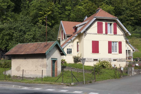 Maison jumelée. Façade antérieure. © Région Bourgogne-Franche-Comté, Inventaire du patrimoine