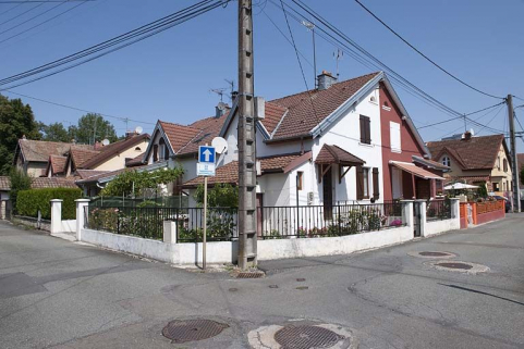 Maisons à quatre logements rue des Campenottes. © Région Bourgogne-Franche-Comté, Inventaire du patrimoine
