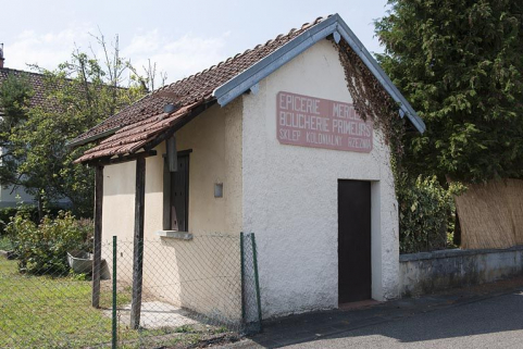 Epicerie (n°15 rue de Graviers). © Région Bourgogne-Franche-Comté, Inventaire du patrimoine
