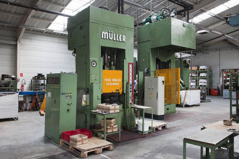 Atelier d'emboutissage. Presses Müller. © Région Bourgogne-Franche-Comté, Inventaire du patrimoine