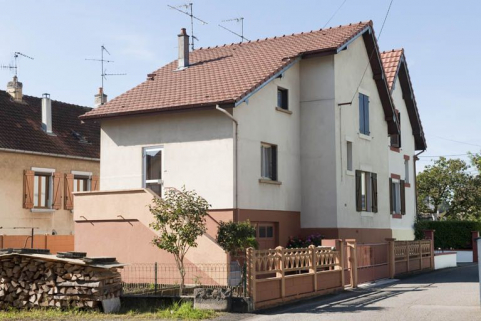 Maison double de cadre rue de la Croze. © Région Bourgogne-Franche-Comté, Inventaire du patrimoine