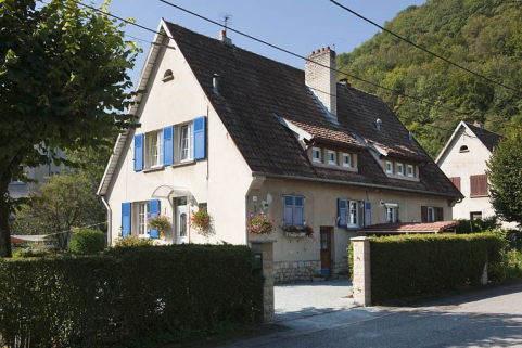 Maison jumelée. Pignon et façade nord. © Région Bourgogne-Franche-Comté, Inventaire du patrimoine