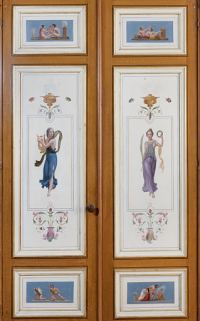 Logis principal, intérieur, salon : détail du décor peint de la porte d'entrée, vue rapprochée. © Région Bourgogne-Franche-Comté, Inventaire du Patrimoine