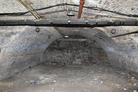 Sous-sol : détail d'une cave voûtée en berceau. © Région Bourgogne-Franche-Comté, Inventaire du Patrimoine