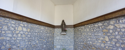 Fabrique de jardin : vue de l'intérieur, de face. © Région Bourgogne-Franche-Comté, Inventaire du Patrimoine