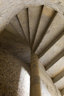 Premier logis secondaire : détail de l'escalier en vis. © Région Bourgogne-Franche-Comté, Inventaire du Patrimoine