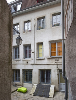 Premier logis secondaire : vue d'ensemble de la façade antérieure. © Région Bourgogne-Franche-Comté, Inventaire du Patrimoine