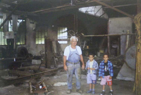 [Intérieur de la scierie, 1997 ou 1998]. © Région Bourgogne-Franche-Comté, Inventaire du patrimoine