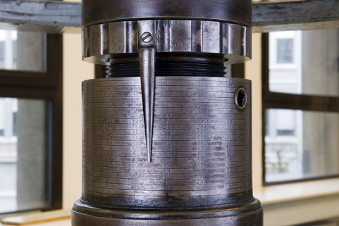 Graduations du système de réglage au dixième de mm. © Région Bourgogne-Franche-Comté, Inventaire du patrimoine