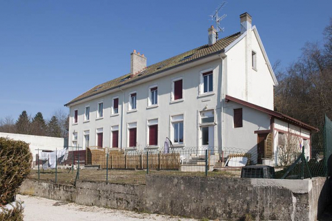 Ecole. Façade ouest. © Région Bourgogne-Franche-Comté, Inventaire du patrimoine