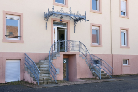 Façade antérieure. Entrée principale. © Région Bourgogne-Franche-Comté, Inventaire du patrimoine