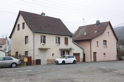 Maisons individuelles rue de la Poste. © Région Bourgogne-Franche-Comté, Inventaire du patrimoine