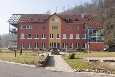 Façade est d'un atelier de fabrication (décolletage, construction des sous-ensembles, montage des porte échappements et contrôle). © Région Bourgogne-Franche-Comté, Inventaire du patrimoine
