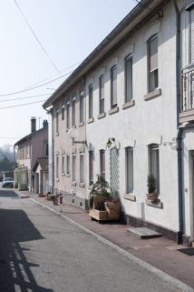 Rue des Campenottes. Habitations à 8 logements. © Région Bourgogne-Franche-Comté, Inventaire du patrimoine