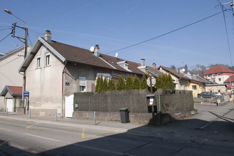 Habitations à 4 logements rue des Lilas. © Région Bourgogne-Franche-Comté, Inventaire du patrimoine