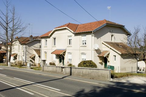 Habitations à quatre logements des années 1930. © Région Bourgogne-Franche-Comté, Inventaire du patrimoine Habitations à quatre logements des années 1930. © Région Bourgogne-Franche-Comté, Inventaire du patrimoine