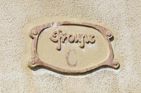 Habitation à 4 logements. Cartouche. © Région Bourgogne-Franche-Comté, Inventaire du patrimoine