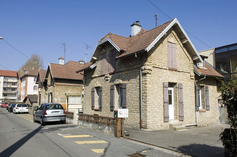 Maisons ouvrières (côté pair). © Région Bourgogne-Franche-Comté, Inventaire du patrimoine