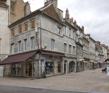 Vue d'ensemble depuis l'angle de la rue Bersot. © Région Bourgogne-Franche-Comté, Inventaire du Patrimoine