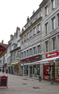 Logis principal, vue d'ensemble de trois quarts droit. © Région Bourgogne-Franche-Comté, Inventaire du Patrimoine