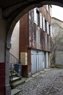 Deuxième cour : vue d'ensemble du logis secondaire en aile. © Région Bourgogne-Franche-Comté, Inventaire du Patrimoine