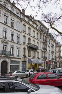 Vue d'ensemble depuis la rue, de trois quarts gauche. © Région Bourgogne-Franche-Comté, Inventaire du Patrimoine