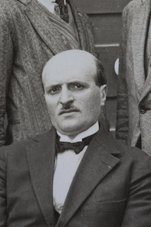 Ecole Nationale d'Horlogerie. Besançon 1927-1928 [détail de la photographie de groupe : Louis Trincano]. © Région Bourgogne-Franche-Comté, Inventaire du patrimoine