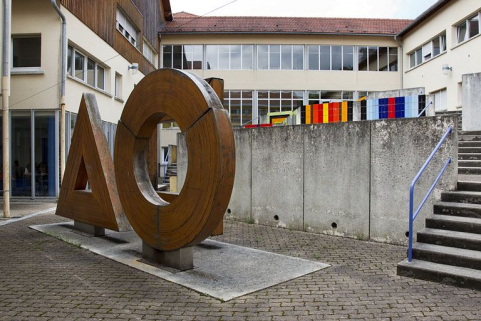Eléments en lamellé-collé, de trois quarts droite. © Région Bourgogne-Franche-Comté, Inventaire du patrimoine