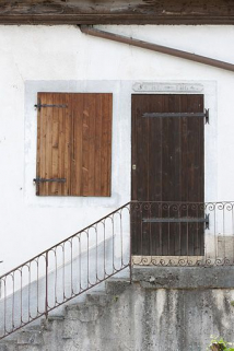 Détail de la façade est d'une maison (10 rue du Mavuron). © Région Bourgogne-Franche-Comté, Inventaire du patrimoine