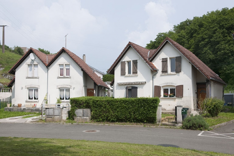 Cité du parc : ensemble de 2 maisons individuelles. © Région Bourgogne-Franche-Comté, Inventaire du patrimoine