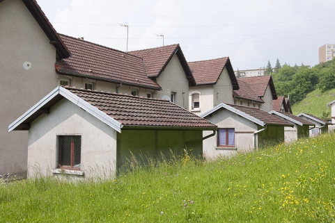 Cité du parc : façades postérieures des habitations de 4 logements. © Région Bourgogne-Franche-Comté, Inventaire du patrimoine