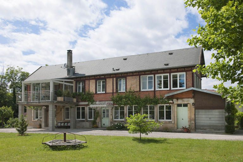 Façade sud. © Région Bourgogne-Franche-Comté, Inventaire du patrimoine Façade sud. © Région Bourgogne-Franche-Comté, Inventaire du patrimoine