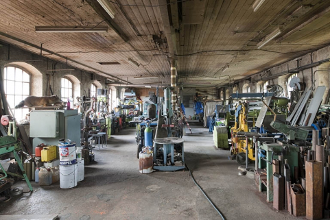 Atelier de fabrication. Vue d'ensemble intérieure. © Région Bourgogne-Franche-Comté, Inventaire du patrimoine