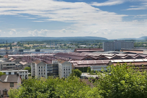 Vue plongeante depuis la colline Sous la Chaux. © Région Bourgogne-Franche-Comté, Inventaire du patrimoine Vue plongeante depuis la colline Sous la Chaux. © Région Bourgogne-Franche-Comté, Inventaire du patrimoine