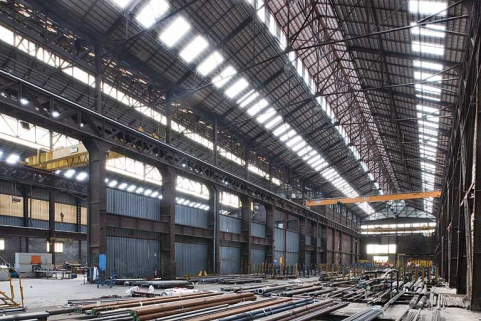 Aciérie. Vue excentrée d'une halle. © Région Bourgogne-Franche-Comté, Inventaire du patrimoine