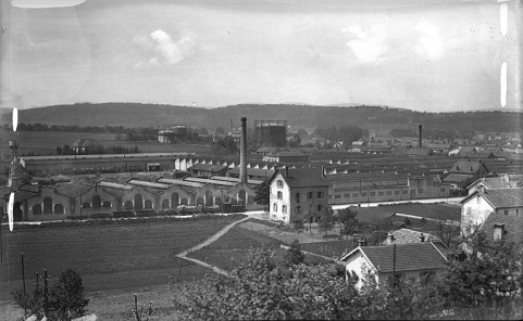 Vue de l'usine depuis le nord-est. © Région Bourgogne-Franche-Comté, Inventaire du patrimoine Vue de l'usine depuis le nord-est. © Région Bourgogne-Franche-Comté, Inventaire du patrimoine