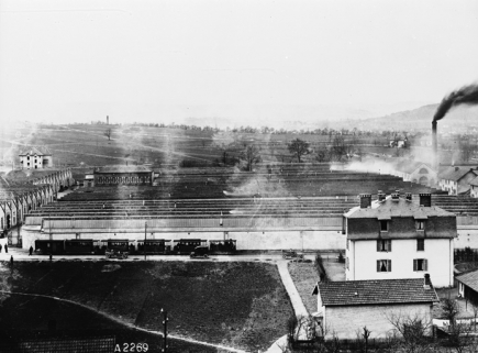 Sheds de l'usine depuis le nord. © Région Bourgogne-Franche-Comté, Inventaire du patrimoine Sheds de l'usine depuis le nord. © Région Bourgogne-Franche-Comté, Inventaire du patrimoine