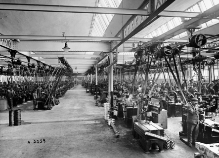 Atelier d'usinage. © Région Bourgogne-Franche-Comté, Inventaire du patrimoine Atelier d'usinage. © Région Bourgogne-Franche-Comté, Inventaire du patrimoine