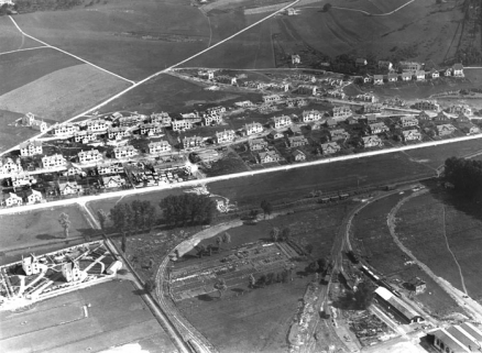Vue aérienne depuis le sud-ouest. © Région Bourgogne-Franche-Comté, Inventaire du patrimoine