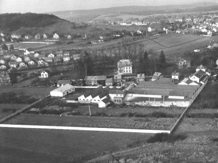 Vue aérienne depuis l'est. © Région Bourgogne-Franche-Comté, Inventaire du patrimoine