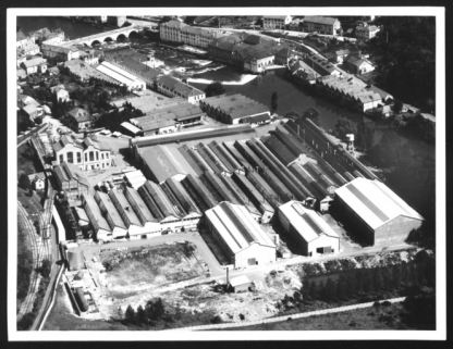 Vue aérienne depuis le sud-ouest en 1965. © Région Bourgogne-Franche-Comté, Inventaire du patrimoine