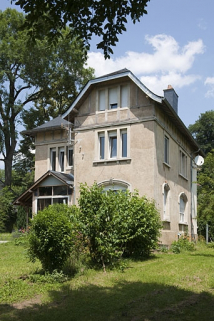 Logement patronal. Vue de trois quarts droite. © Région Bourgogne-Franche-Comté, Inventaire du patrimoine