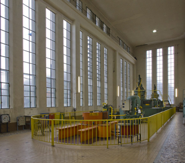 Vue d'ensemble de la salle des machines. © Région Bourgogne-Franche-Comté, Inventaire du patrimoine Vue d'ensemble de la salle des machines. © Région Bourgogne-Franche-Comté, Inventaire du patrimoine