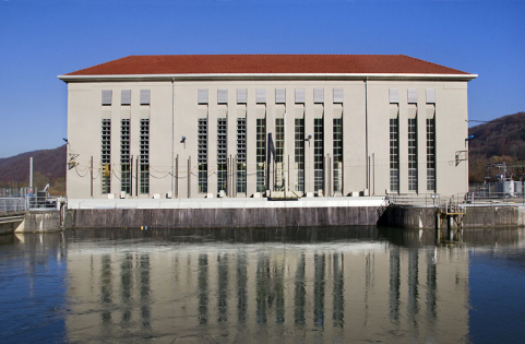 Façade sud de la salle des machines. © Région Bourgogne-Franche-Comté, Inventaire du patrimoine Façade sud de la salle des machines. © Région Bourgogne-Franche-Comté, Inventaire du patrimoine