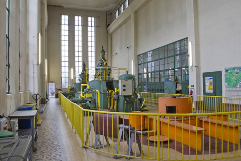 Les groupes turbo-alternateurs. © Région Bourgogne-Franche-Comté, Inventaire du patrimoine