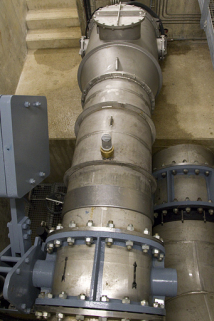 Centrale : nouveau groupe de restitution (vue plongeante). © Région Bourgogne-Franche-Comté, Inventaire du patrimoine Centrale : nouveau groupe de restitution (vue plongeante). © Région Bourgogne-Franche-Comté, Inventaire du patrimoine
