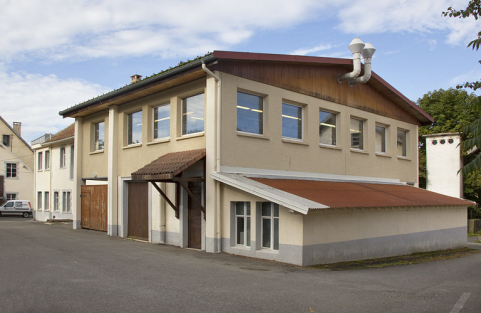 Atelier rehaussé en 1988 (ancienne fonderie). © Région Bourgogne-Franche-Comté, Inventaire du patrimoine