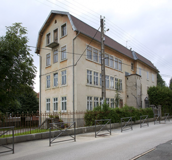 Usine : façades postérieure et latérale droite. © Région Bourgogne-Franche-Comté, Inventaire du patrimoine